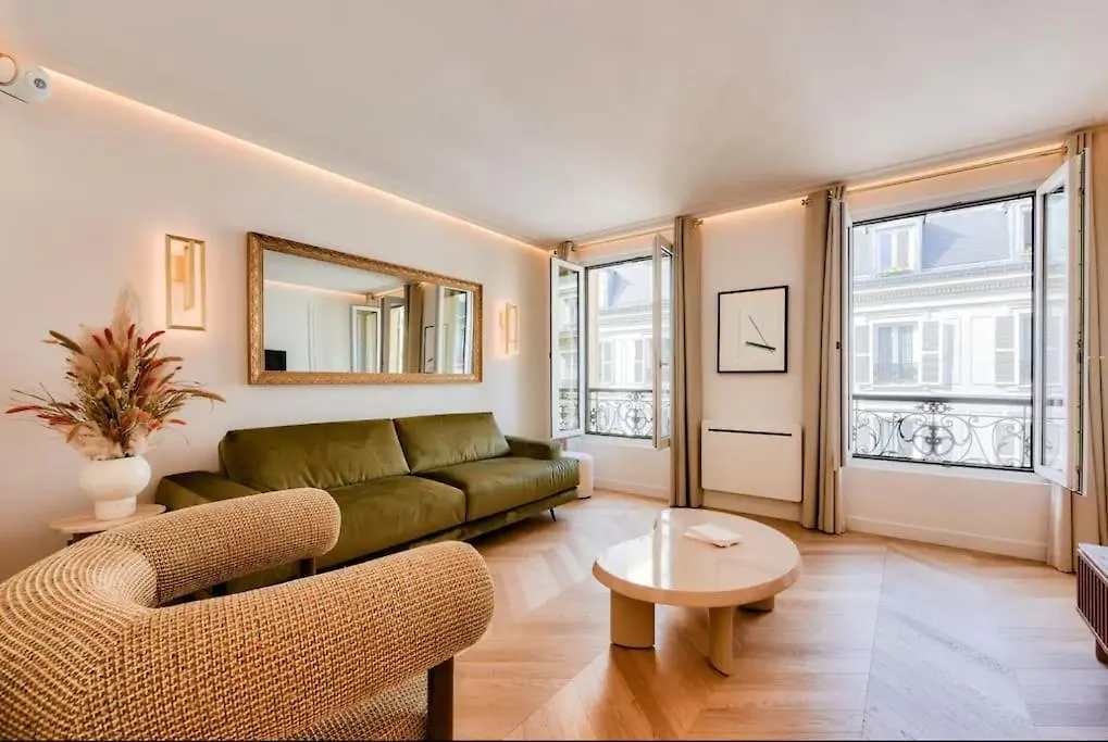 De Luxe Pres Des Champs Elysees Διαμέρισμα *